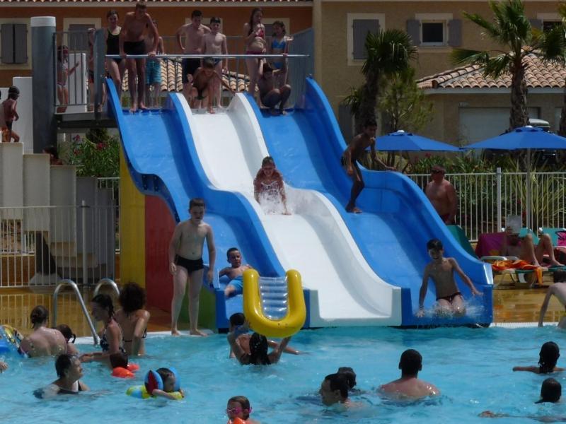 Maison Climatisee Avec Piscine Chauffee كالفيسون المظهر الخارجي الصورة