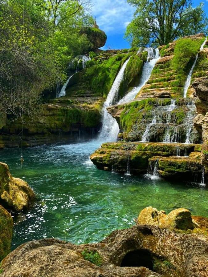 Maison Climatisee Avec Piscine Chauffee كالفيسون المظهر الخارجي الصورة